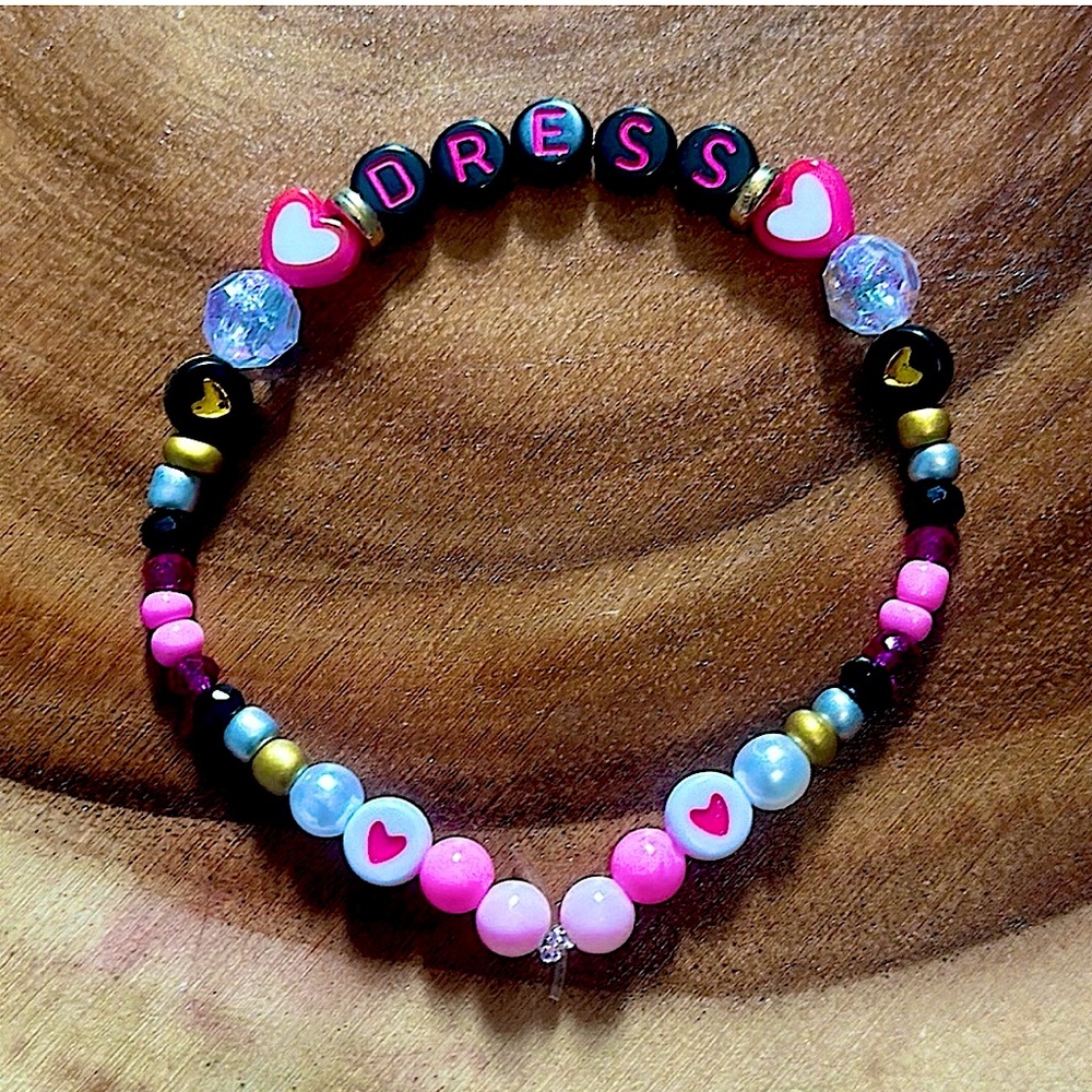 5 for $10 Taylor Swift Handmade Friendship Beaded Bracelet
“Dress”